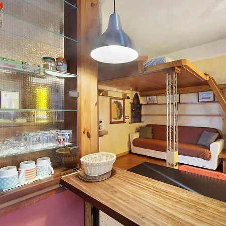Romantic 2 Apartment